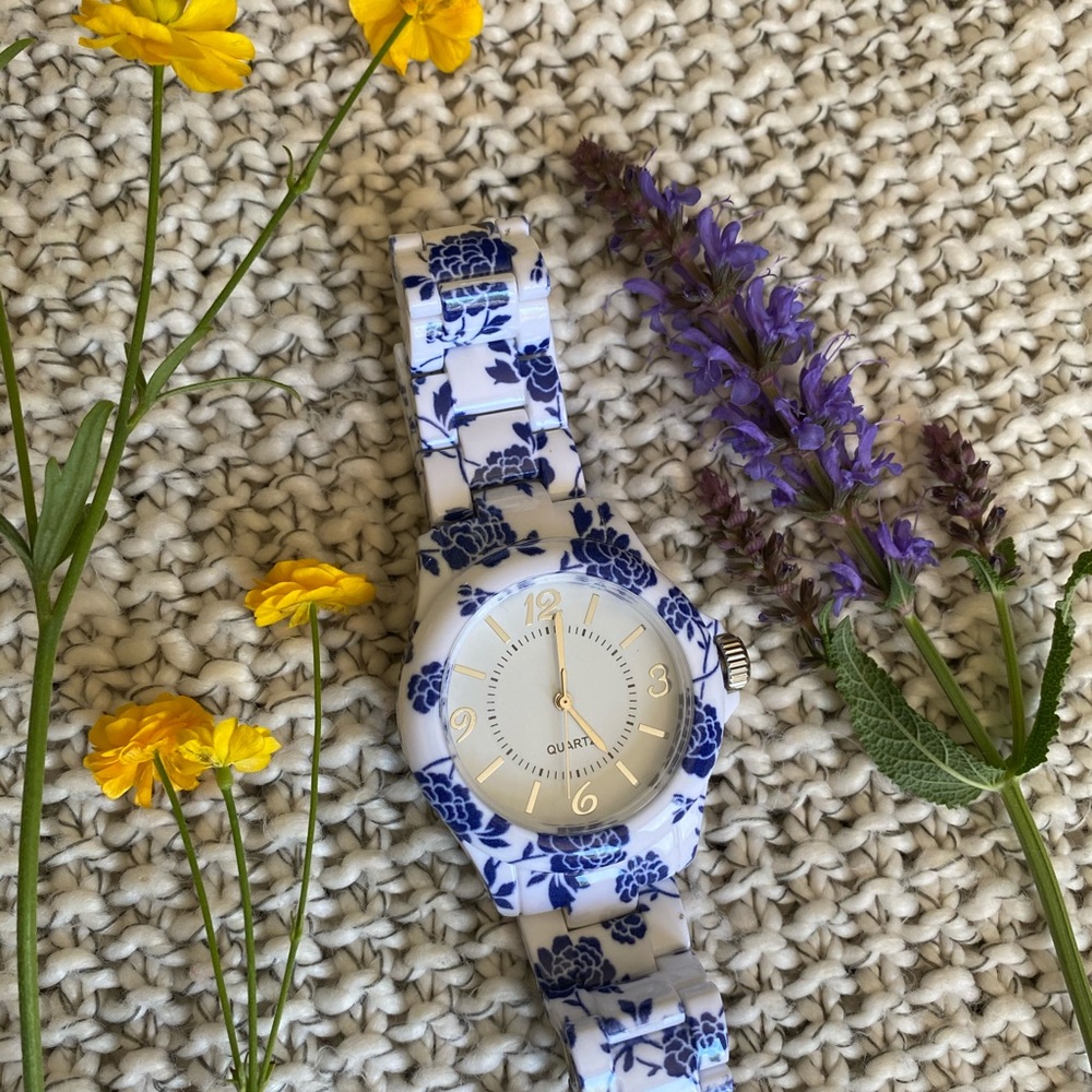 Floral watch